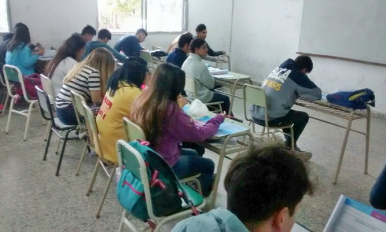 En medio de la polémica docente, se realizaron en Pilar las pruebas "Aprender 2017"