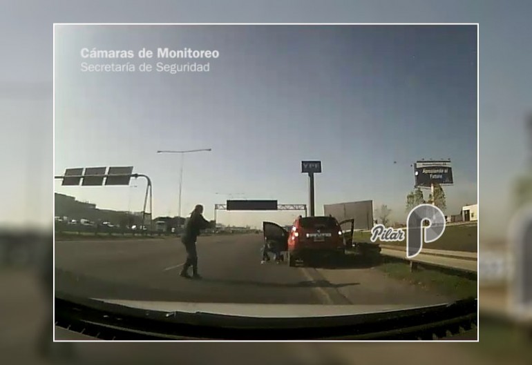 Video: cinematográfica persecución de ladrones en medio de la Panamericana
