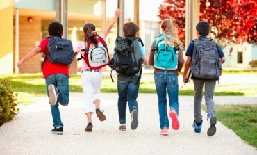 Elaboran recomendaciones para evitar trastornos por el mal uso de las mochilas escolares