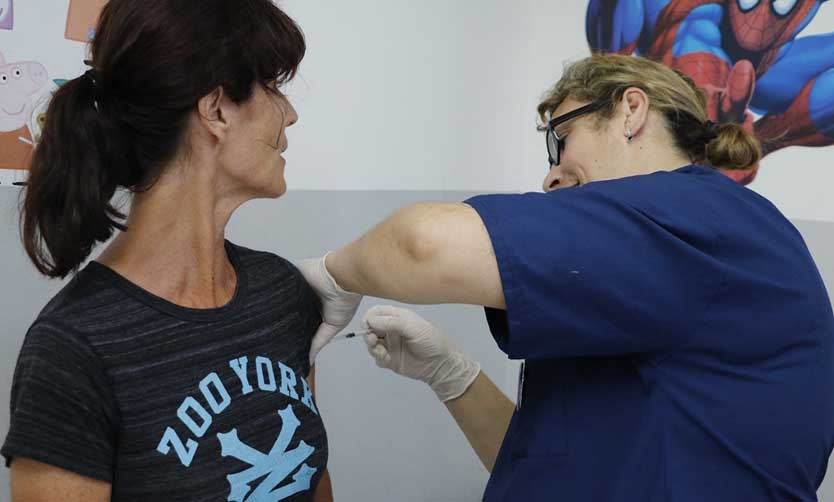 Ya se vacunaron más de 42.000 personas contra la gripe en Pilar