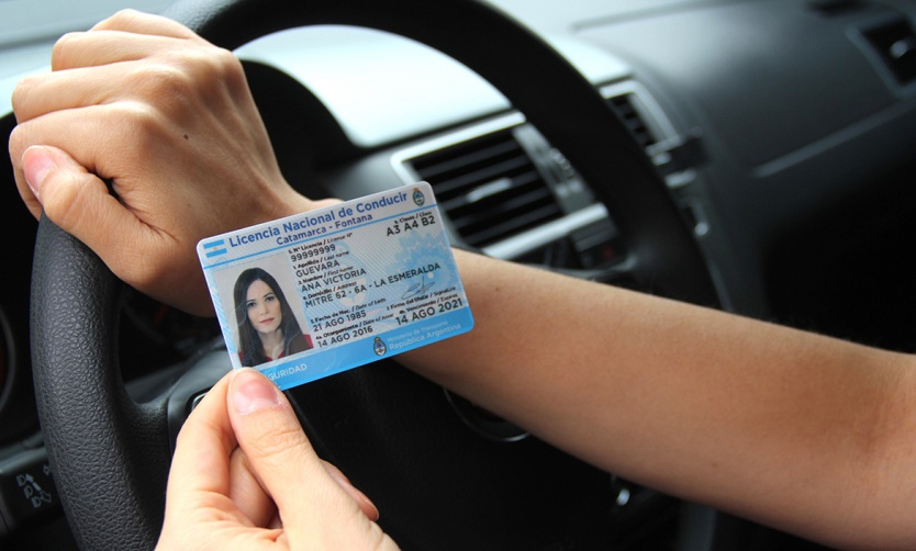 La Defensoría bonaerense pide que las personas con multas igual puedan renovar licencia de conducir