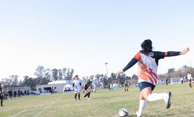 Liga Municipal de Fútbol 7 Femenino: Pilar City sigue firma en la zona 1