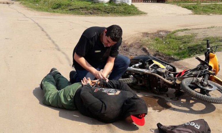Detienen a un “motochorro” que asaltó a una mujer con una cuchilla