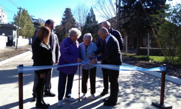 Ducoté inauguró obra de pavimentación y reafirmó su intención de asfaltar 1350 cuadras