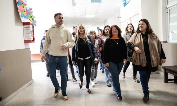 Achával: "Hacer y ampliar escuelas es transformar el presente y futuro de Pilar”