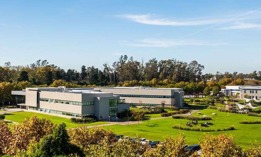 La Austral vuelve a destacarse como la primera universidad de gestión privada del país