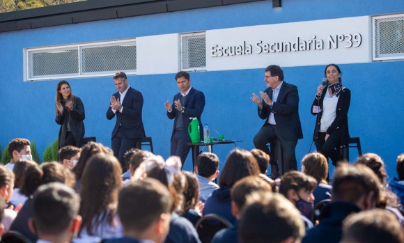 Achával y Kicillof inauguraron una nueva escuela secundaria en Pilar