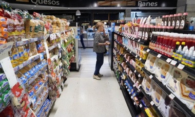 Grupo de supermercados ofrecerá productos básicos con rebajas