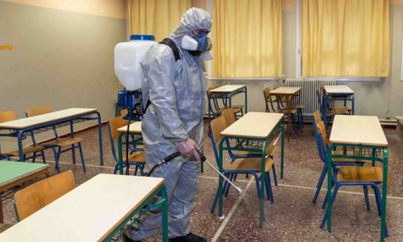 Cruces entre consejeros por la fumigación de las escuelas