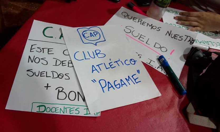 Conflicto en el Instituto Atlético: Docentes reclaman el pago de sueldos adeudados