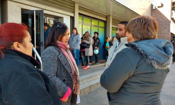 El reclamo por la falta de luz llegó a las puertas de EDENOR