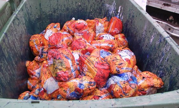 Decomisan 300 kilos de pollo en mal estado 