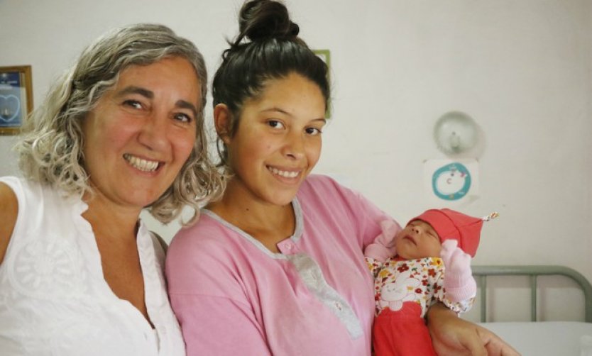 Noah y Alma; los primeros bebés del año que nacieron en Pilar