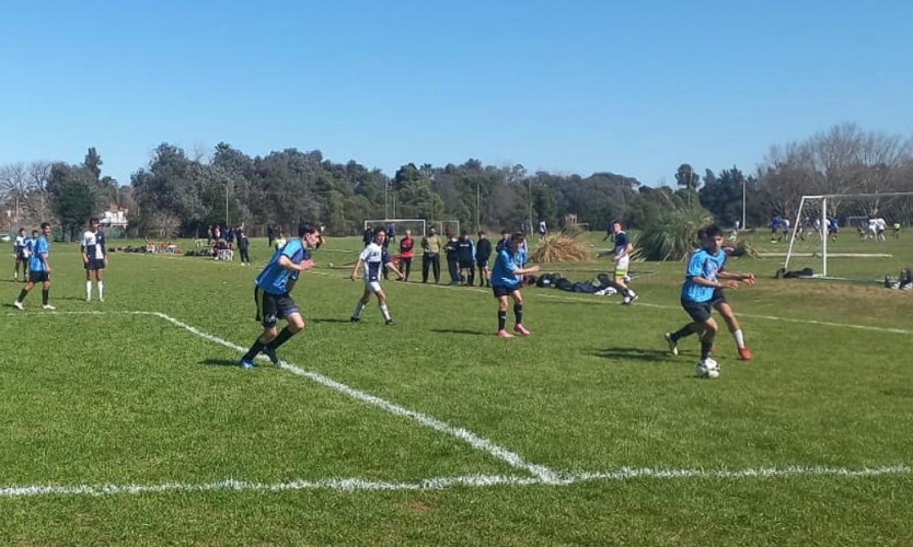 Juegos Bonaerenses: Areco dominó el Regional de Fútbol Escolar Abierta