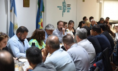 Paritaria: Provincia postergó para la semana que viene el encuentro con gremios