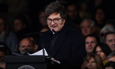 Milei anunció la reducción “permanente” de varias retenciones a los granos y la carnes