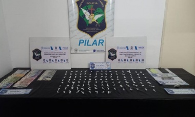 Detienen a una mujer acusada de comercializar drogas