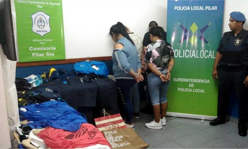 Otra vez “mecheros” robaron en un shopping: Se llevaron ropa valuada en 60 mil pesos