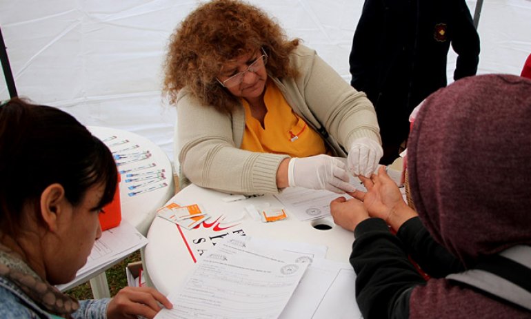 Salud sigue haciendo testeos rápidos y gratuitos de VIH en Pilar