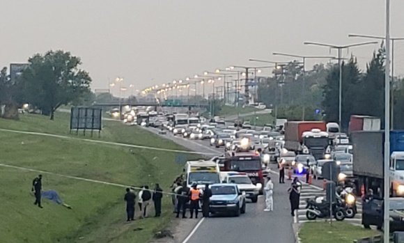 Policía abatió a delincuente que intentó robarle a un hombre en la Panamericana