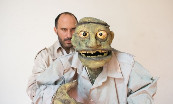 Luciano Mansur llega al Ángel Alonso con "Proyecto Frankenstein", una inquietante obra de títeres
