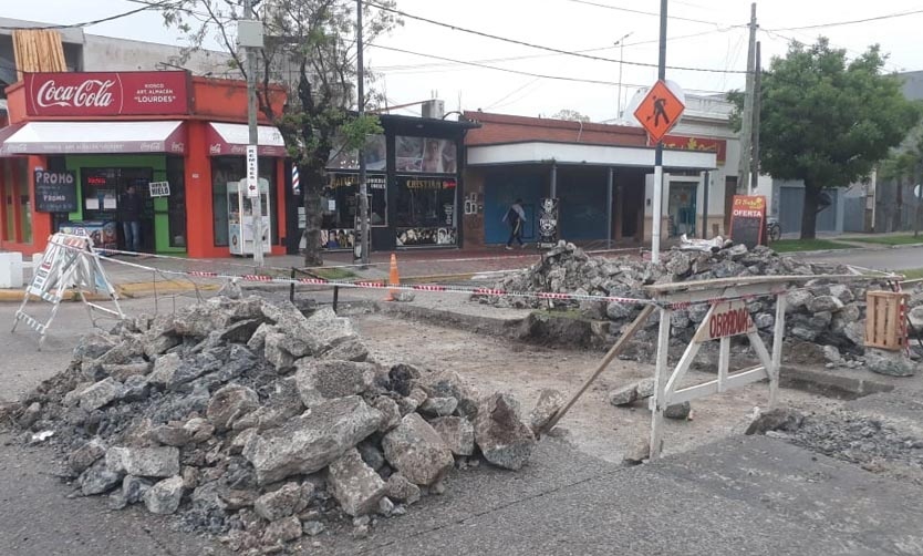El Municipio inició tareas de repavimentación en un cruce clave del centro de Pilar