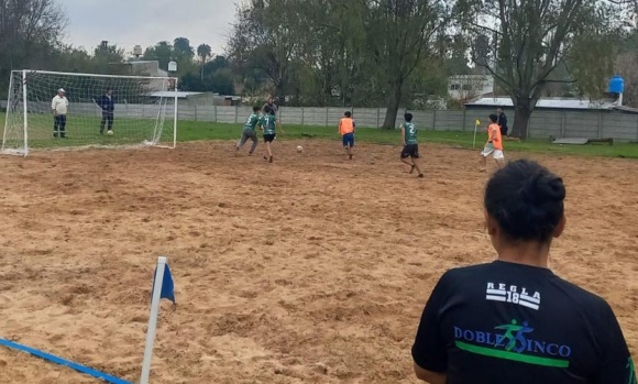 Juegos Bonaerenses: El Fútbol Playa también definió a sus campeones locales