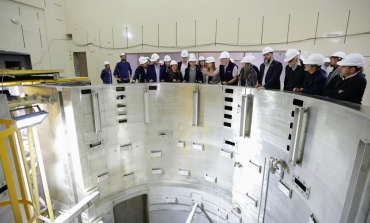 Kicillof recorrió los avances de las obras de construcción de un Reactor Nuclear Multipropósito