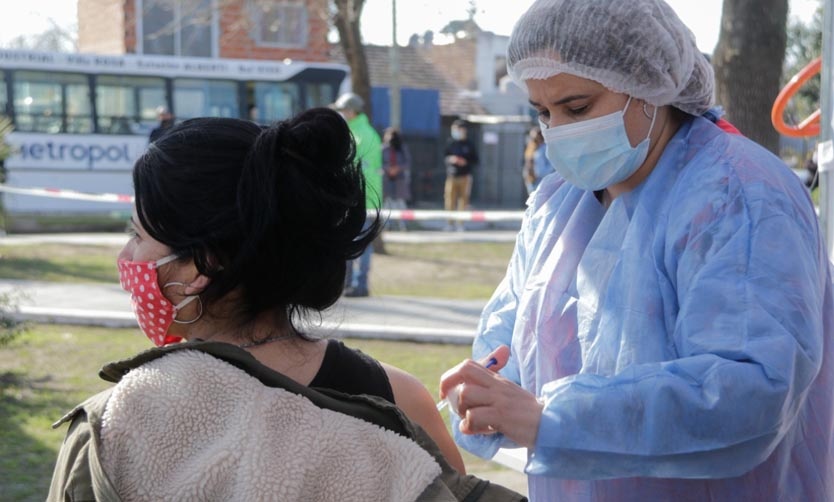 Nuevo récord de vacunación contra el coronavirus en Pilar