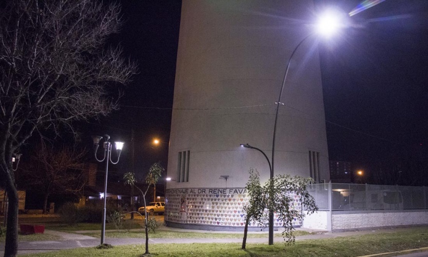 El gobierno lanzó la licitación para renovar todas las luminarias de Pilar
