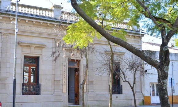 Importante mención a la restauración de la fachada del Colegio de Arquitectos