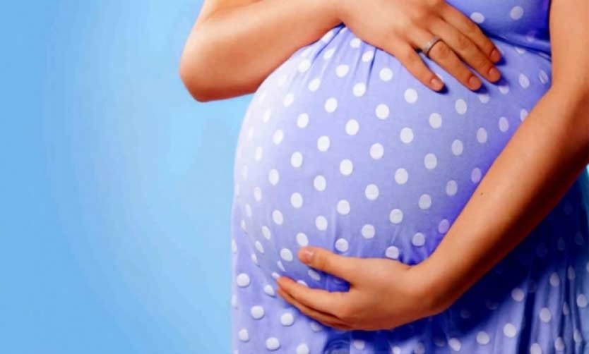 Una pareja tuvo un hijo con un embrión ajeno por un error médico