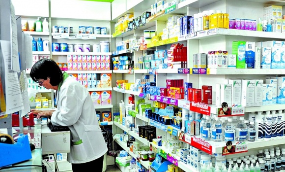 Las farmacias en “emergencia”: advierten sobre atrasos en los pagos y valores depreciados