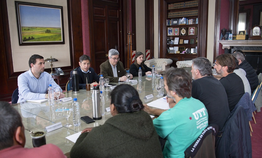 Axel Kicillof y Javier Rodríguez recibieron a la Mesa Agroalimentaria