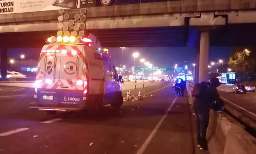 Panamericana: murió un motociclista tras chocar contra un guardarrail