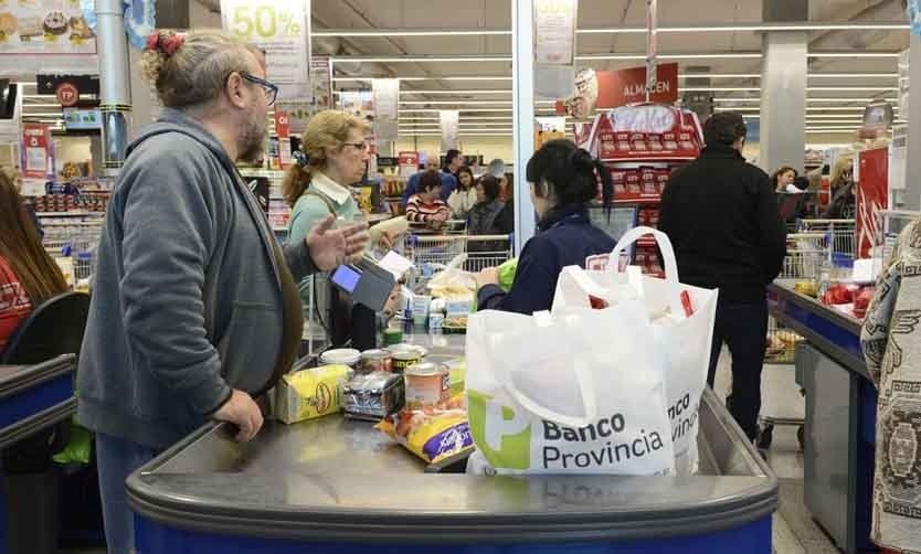 Vuelven los descuentos del 50% en supermercados con tarjetas del Banco Provincia