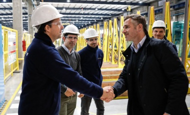IndustrializAR sigue sumando industrias: Achával recorrió las instalaciones de Kalciyan