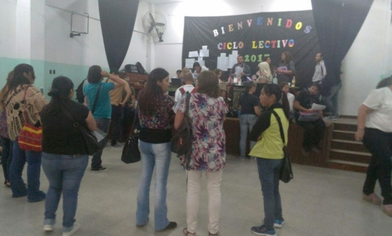 Alerta en el Plan FINES: Peligra el inicio de las clases por falta de profesores en las sedes de Pilar