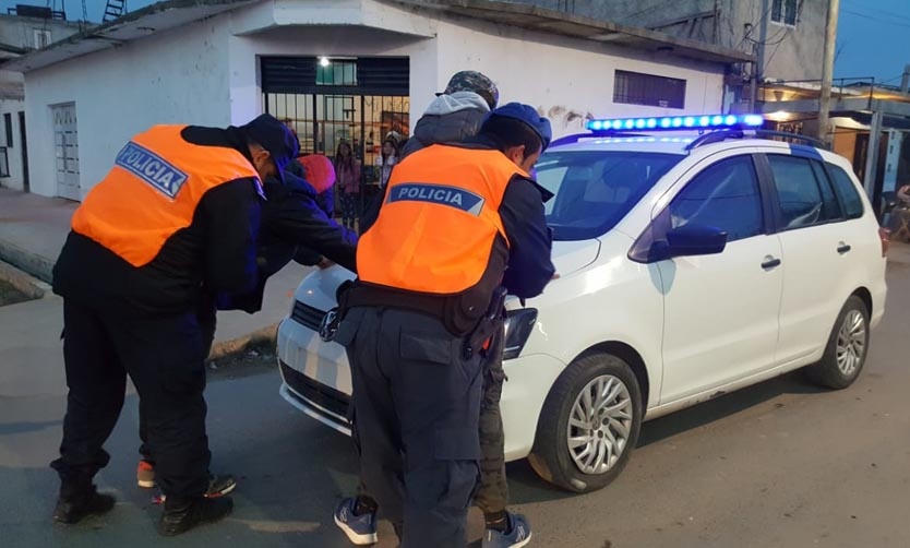 Secuestran más de 20 vehículos en operativos policiales en Del Viso