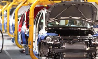 La industria se desplomó 8,7% en noviembre y se encienden más alarmas por el empleo