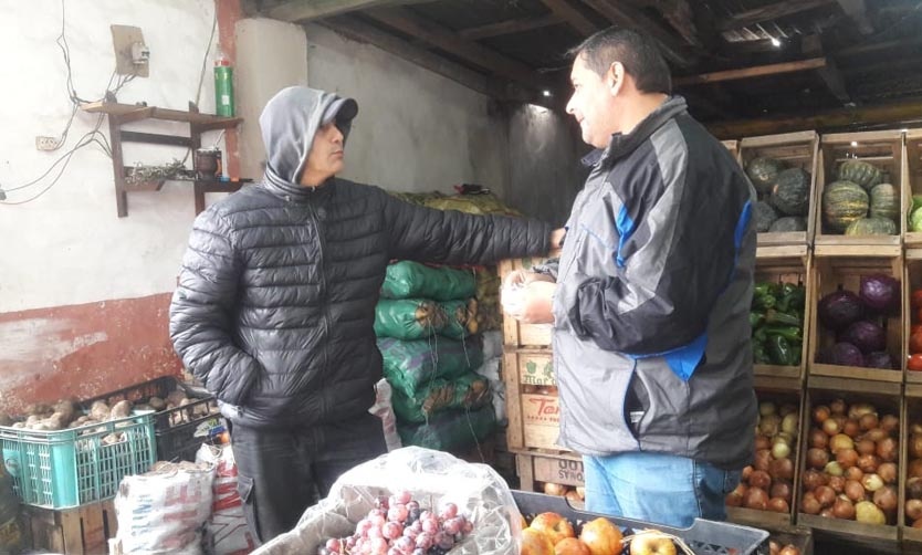 Diego Vivas extiende la ayuda alimentaria a familias vulnerables de Manuel Alberti