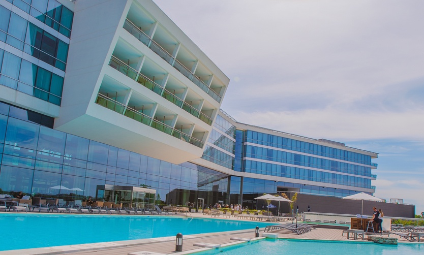 Hilton Pilar inaugura su temporada de verano 2021