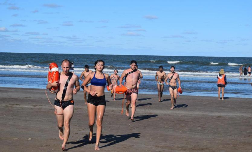 Abren la inscripción para el curso 2026 de la Escuela Municipal de Guardavidas