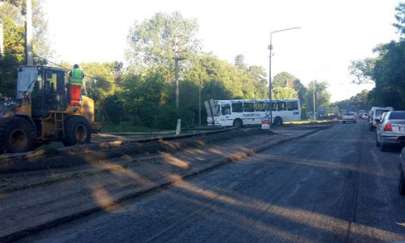 Comenzaron a repavimentar y ensanchar la exruta 8 desde Del Viso a Pilar